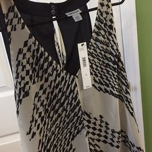 Brand new with tags! Ladies DKNY cute top!